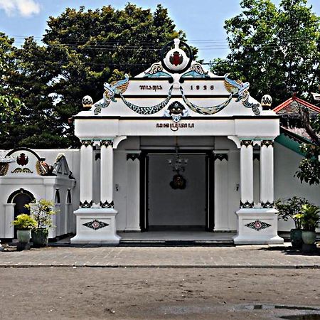Mitra Hotel Yogyakarta Esterno foto