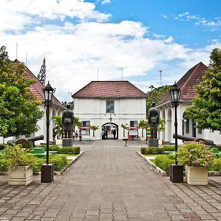 Mitra Hotel Yogyakarta Esterno foto