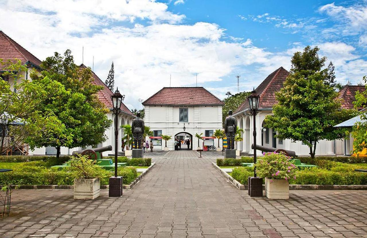 Mitra Hotel Yogyakarta Esterno foto