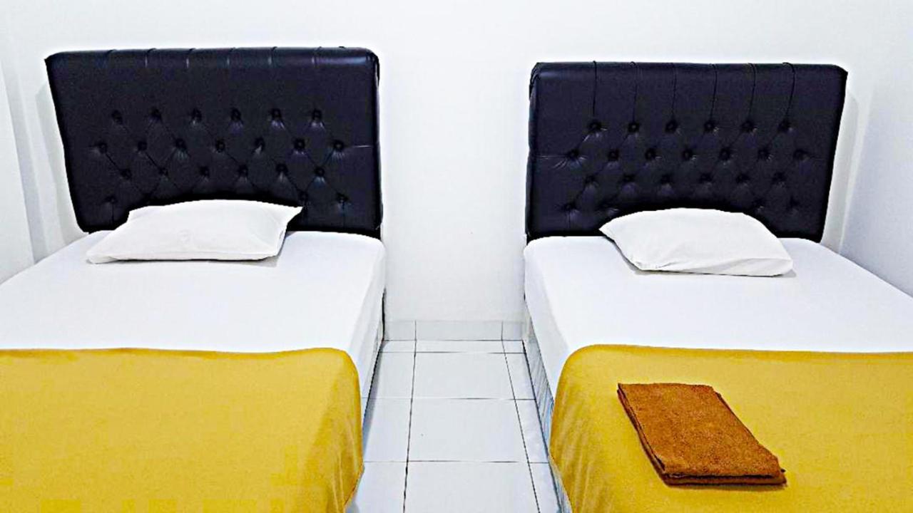 Mitra Hotel Yogyakarta Esterno foto